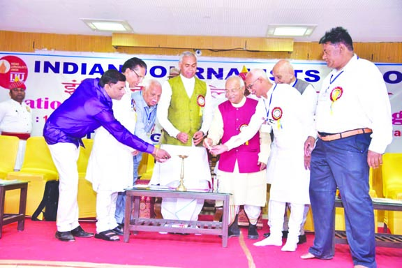 ರಾಷ್ಟ್ರದ ಹಿತ ಕಾಯುವಲ್ಲಿ ಪತ್ರಕರ್ತರ ಪಾತ್ರ ಮುಖ್ಯ