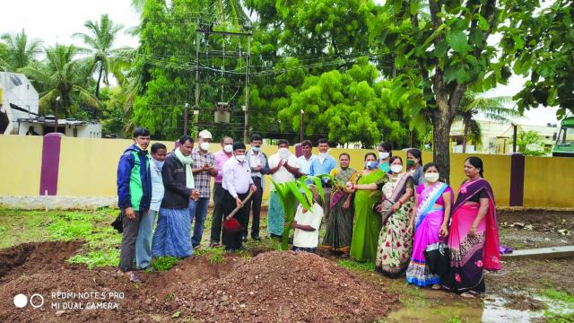 ಕಬ್ಬೂರ ಕುವೆಂಪು ಶತಮಾನೋತ್ಸವ ಶಾಲೆಯಲ್ಲಿ ಪರಿಸರ ದಿನ ಆಚರಣೆ