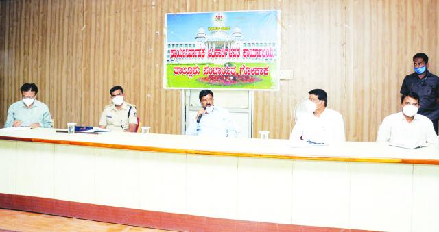 ಇಂದಿನಿಂದ ಗೋಕಾಕಿನಲ್ಲಿ ಸ್ವಯಂಪ್ರೇರಿತ ಲಾಕ್ಡೌನ್ 