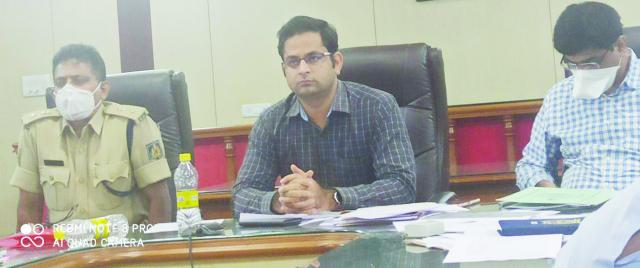 ಕೋವಿಡ್ ನಿಯಂತ್ರಣ ಕೃಷಿ ಚಟುವಟಿಕೆ ಮಾಹಿತಿ ಪಡೆದ ಮುಖ್ಯಮಂತ್ರಿಗಳು