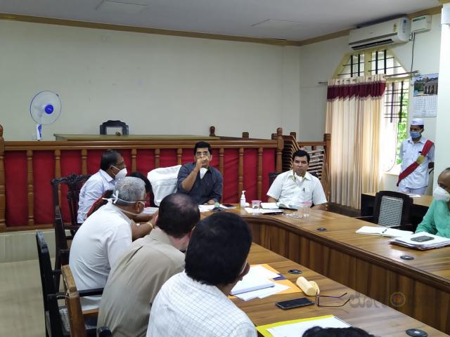 ಜಲಾಶಯಗಳಿಂದ ಕೃತಕ ಪ್ರವಾಹ ಉಂಟಾದರೆ ಅಧಿಕಾರಿಗಳು ಹೊಣೆ- ಜಿಲ್ಲಾಧಿಕಾರಿ