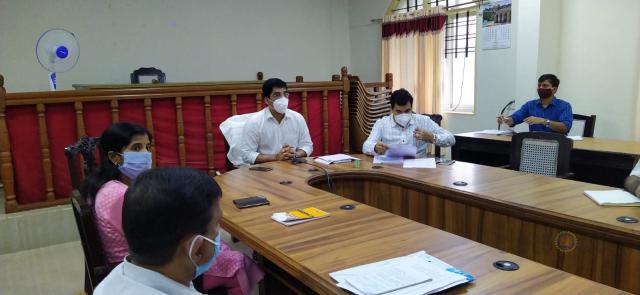 ಅಧಿಕಾರಿಗಳು ಕೇಂದ್ರ ಸ್ಥಾನ ಬಿಡುವಂತಿಲ್ಲ- ಜಿಲ್ಲಾಧಿಕಾರಿ