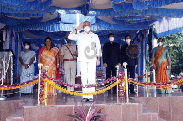 ಕಾರವಾರದಲ್ಲಿ  65ನೇ ಕನ್ನಡ ರಾಜ್ಯೋತ್ಸವ :  ಹಲವು ಸಂಸ್ಕೃತಿಗಳ ತವರು ಉತ್ತರ ಕನ್ನಡ 