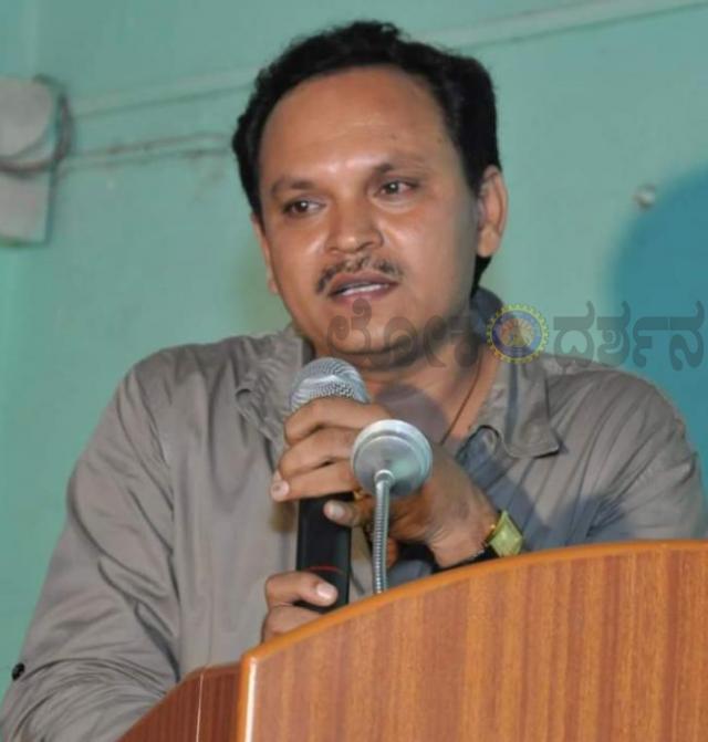 ಗಡಿ ವಿವಾದ : ಉದ್ಧವ್ ಠಾಕ್ರೆ ಅನಗತ್ಯ ಹೇಳಿಕೆಗೆ  - ಕಸಾಪ ಅಧ್ಯಕ್ಷರ ಆಕ್ಷೇಪ