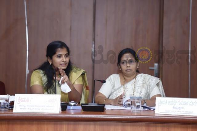 ಉತ್ತರ ಕನ್ನಡ ಜಿಲ್ಲಾ ಪಂಚಾಯತನಲ್ಲಿ ಕೋಲಾಹಲ: ಕಾಮಗಾರಿ ಮಾಡದೆ 36 ಲಕ್ಷ ರೂ.ಬಿಲ್ : ತನಿಖೆಯ ಭರವಸೆ ನೀಡಿದ ಸಿಇಒ  ಪ್ರಿಯಾಂಗ