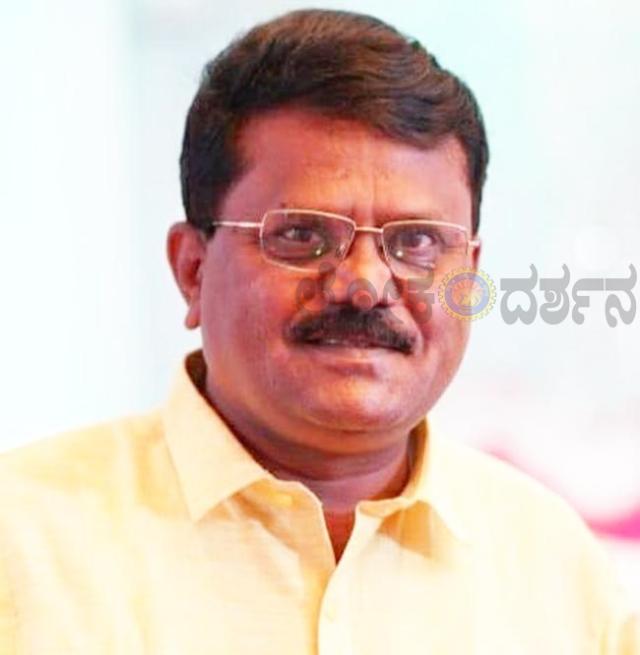 ಜಾನಪದ ಸಿರಿ : ಡಾ. ಪ್ರಕಾಶ ಖಾಡೆ 