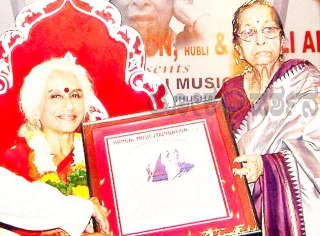 ಸ್ವರ ಯೋಗಿನಿ : ಡಾ. ಪ್ರಭಾ ಅತ್ರೆ 