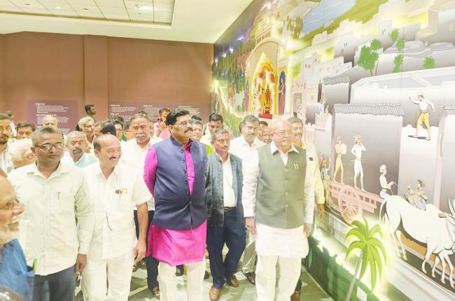 ಕ್ರಾಂತೀವೀರ ಸಂಗೊಳ್ಳಿ ರಾಯಣ್ಣ ಮ್ಯೂಸಿಯಂ ಕಾಮಗಾರಿ ಸಚಿವ ತಂಗಡಗಿ ಪರೀಶೀಲನೆ  