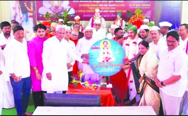 ದೇವರು ಒಬ್ಬನೇ: ಪ್ರಭುಜಿ ಮಹಾರಾಜರು 