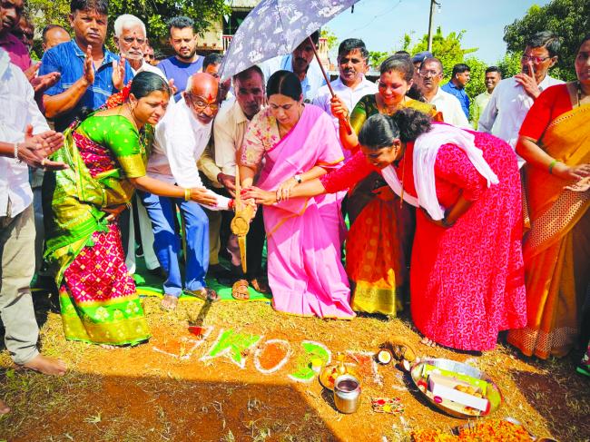 ಸಣ್ಣದಿರಲಿ, ದೊಡ್ಡದಿರಲಿ, ಭೇದವಿಲ್ಲದೆ ಕೆಲಸ ಮಾಡುತ್ತಿರುವೆ: ಸಚಿವೆ ಲಕ್ಷ್ಮೀ ಹೆಬ್ಬಾಳಕರ್ 