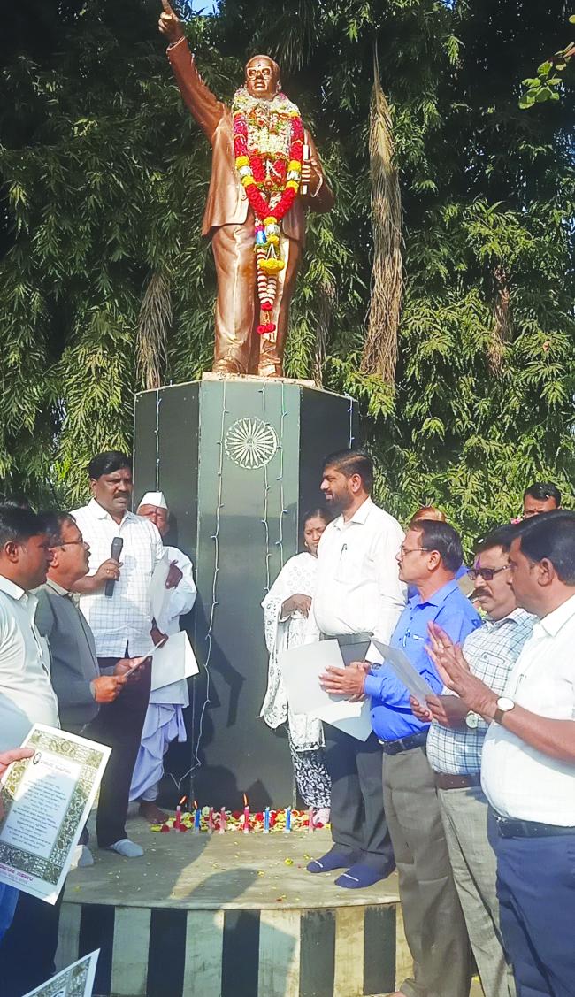 ಸಮಾಜದ ಕಟ್ಟಕಡೆಯ ವ್ಯಕ್ತಿಗೆ ಅಧಿಕಾರ ನೀಡಿದ್ದು ಸಂವಿಧಾನ: ರಾಮು ಅಗ್ನಿ