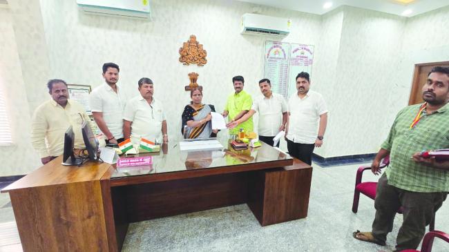 ಅಕ್ರಮ ನಿವೇಶನ ಹಂಚಿಕೆ ವಿರುದ್ಧ ಸೂಕ್ತ ಕ್ರಮಕ್ಕೆ ಒತ್ತಾಯ 