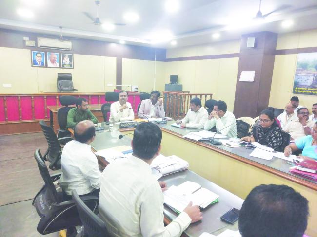 ಬೇಸಿಗೆಯಲ್ಲಿ ಕುಡಿಯುವ ನೀರಿನ ಅಭಾವವಾಗದಂತೆ ಮುನ್ನೆಚ್ಚರಿಕೆ ವಹಿಸಲು ಸೂಚನೆ 