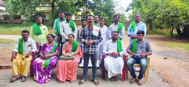 ನೂತನ ಸಚಿವರನ್ನು ನೇಮಿಸುವಂತೆ ರೈತ ಸಂಘ ಒತ್ತಾಯ    