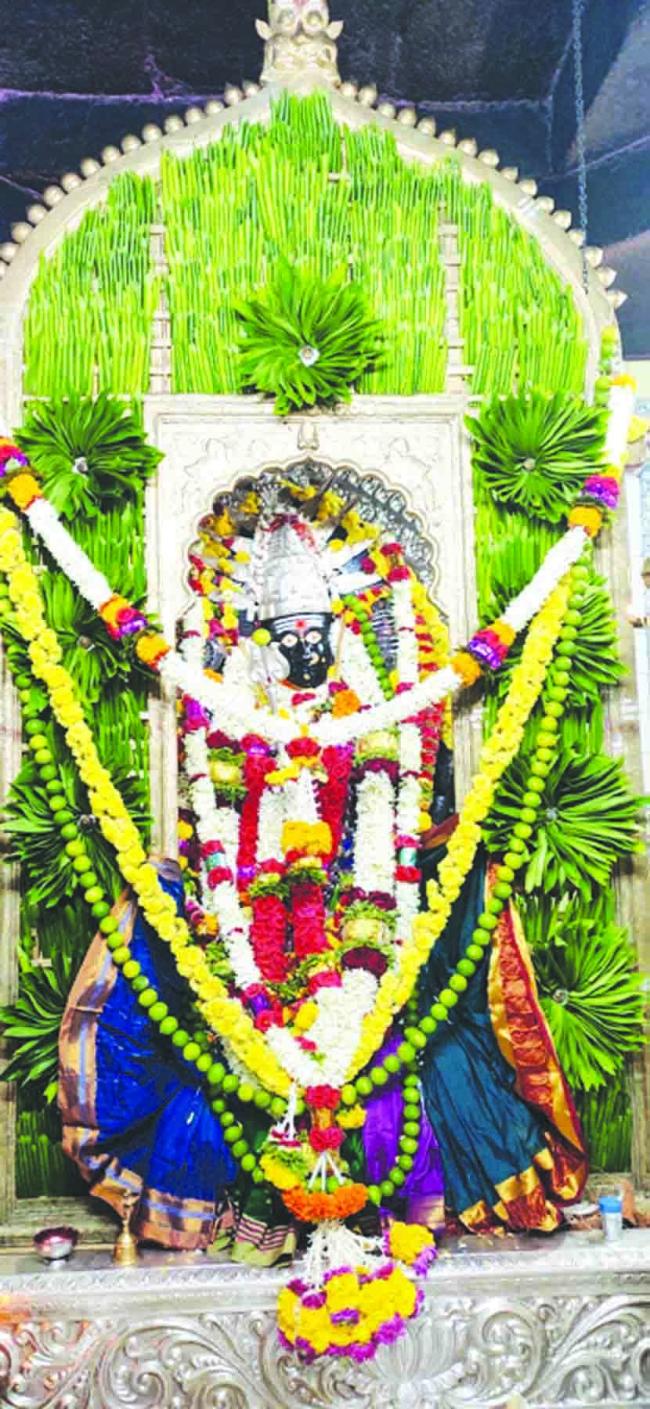 ಹೊಳಲಮ್ಮದೇವಿಗೆ ಕಾರ್ತಿಕಮಾಸದ ಕೊನೆ ಮಂಗಳವಾರ ವಿಶೇಷ ಕಾರ್ತಿಕೋತ್ಸವ 