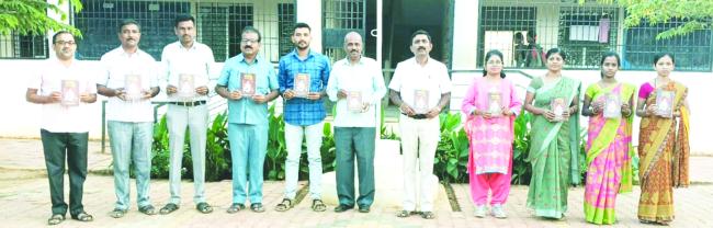 ವಿದ್ಯಾರ್ಥಿಗಳು ಮಾನವೀಯ ಮೌಲ್ಯಗಳನ್ನು ಅಳವಡಿಸಿಕೊಳ್ಳಿ: ಹುಡೇದ 