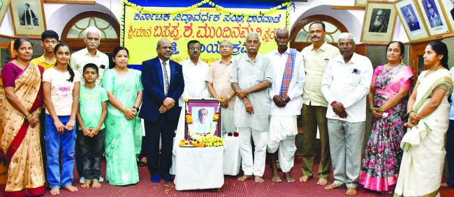 ರೈತರಿಗೆ ಸಹಕಾರಿ ಕೃಷಿ ಪದ್ಧತಿಯೇ ಶಾಶ್ವತ ಪರಿಹಾರ: ಡಾ. ಸಿದ್ಧನಗೌಡ 