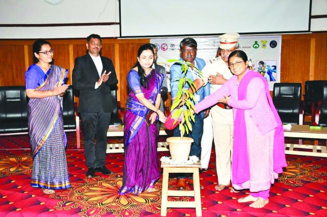 ಮಕ್ಕಳ ರಕ್ಷಣೆ ಪ್ರತಿಯೊಬ್ಬರ ಜವಾಬ್ದಾರಿ-ಶೇಖರಗೌಡ ರಾಮತ್ನಾಳ  