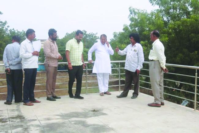 ಶಾಸಕ ನಾಡಗೌಡರಿಂದ ವಿವಿಐಪಿ ಪ್ರವಾಸಿ ಮಂದಿರ ಕಟ್ಟಡ ಪರೀಶೀಲನೆ 