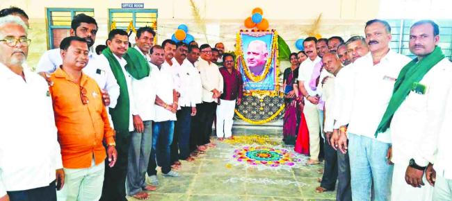 ಮಲ್ಲಿಗಾರ ಗ್ರಾಮದ ವಾಲ್ಮೀಕಿ ಭವನದಲ್ಲಿ ಹಿಂದುಳಿದ ವರ್ಗಗಳ ಕಲ್ಯಾಣ ಇಲಾಖೆಯಿಂದ ಬಾಲಕರ ವಿದ್ಯಾರ್ಥಿ ನಿಲಯವನ್ನು ಉದ್ಘಾಟನೆ :  ಶ್ರೀನಿವಾಸ ಮಾನೆ  