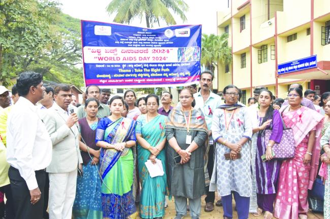 ಅಪಾಯಕಾರಿ ಹೆಚ್‌.ಐ.ವಿ ಕುರಿತು ಯುವ ಜನಾಂಗ ಎಚ್ಚರವಾಗಿರಬೇಕು: ಜಿಲ್ಲಾಧಿಕಾರಿ ದಿವ್ಯ ಪ್ರಭು