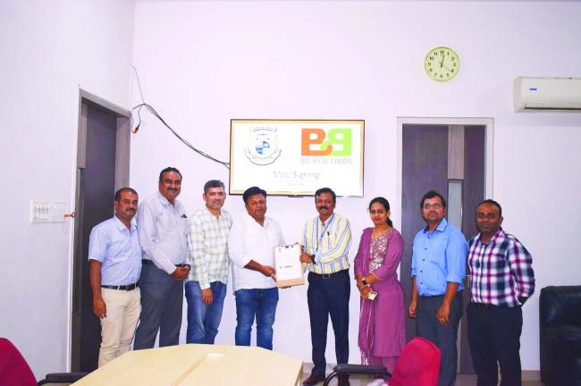 ಉದ್ಯೋಗಾಕಾಂಕ್ಷಿಗಳಿಗೆ ಮತ್ತು ವಿದ್ಯಾರ್ಥಿಗಳ ಹಿತದೃಷ್ಟಿಯಿಂದ ಒಡಂಬಡಿಕೆ 