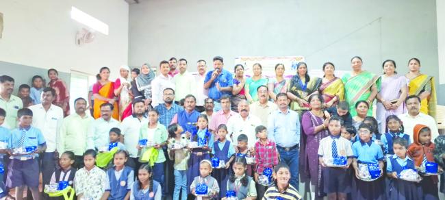 ವಿಶ್ವ ವಿಕಲಚೇತನರ ದಿನಾಚರಣೆ ವೀಲ್ ಚೇರ್ ವಿತರಣಾ ಕಾರ್ಯಕ್ರಮ      