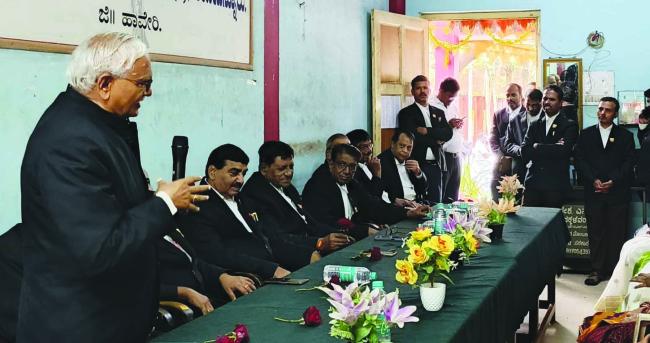 ದಿನಾಚರಣೆ ಪಕ್ಷಗಾರರಿಗೆ ಕರ್ತವ್ಯ ನಿಷ್ಠೆಯ ನ್ಯಾಯ, ವಕೀಲರಿಂದ ಸಿಗಬೇಕು - ಕೆ ಶಿವಲಿಂಗಪ್ಪ