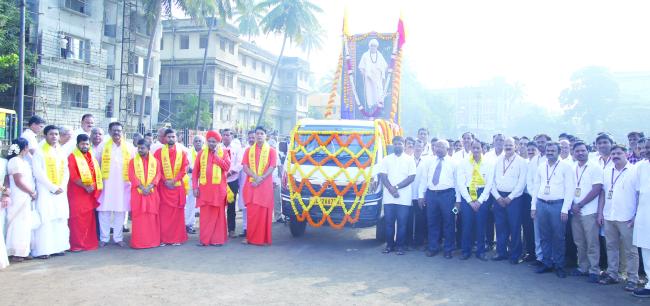 ಉತ್ತರ ಕರ್ನಾಟಕದ ಬಗ್ಗೆ ಸರ್ಕಾರದ ಮಲತಾಯಿ ಧೋರಣೆ ಸಲ್ಲದು : ಡಾ. ಅಲ್ಲಮಪ್ರಭು ಮಹಾಸ್ವಾಮಿಗಳು 