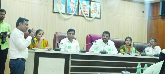 ನಿಗದಿತ ಅವಧಿಯೊಳಗೆ ಕೆಲಸ ಪೂರ್ಣಗೊಳಿಸಿ-ಪಟೇಲ್  ನಿಗದಿತ ಅವಧಿಯೊಳಗೆ ಕೆಲಸ ಪೂರ್ಣಗೊಳಿಸಿ-ಪಟೇಲ್  