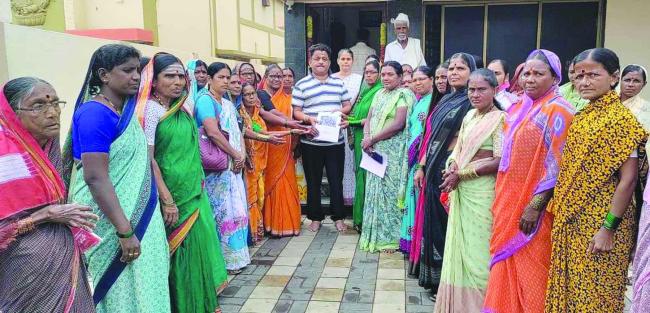 ದೇವದಾಸಿ ಮಹಿಳೆಯರ ಪ್ರತ್ಯೇಕ ಅಭಿವೃದ್ದಿ ನಿಗಮ ಸ್ಥಾಪನೆಗೆ ಒತ್ತಾಯ 