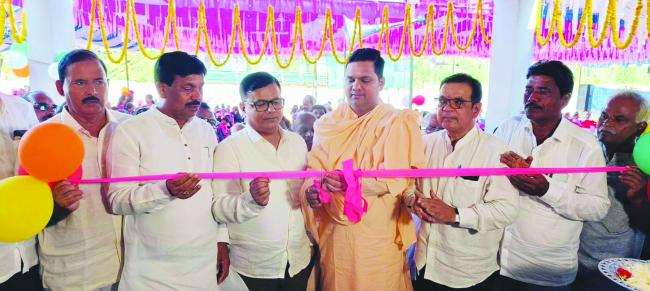 ಶಿಕ್ಷಣವನ್ನು ಸವಾಗಿ ಸ್ವೀಕರಿ ಗುಣಮಟ್ಟದ ಶಿಕ್ಷಣ ನೀಡಿ- ಶಾಸಕರಾದ ರುದ್ರ​‍್ಪ ಲಮಾಣಿ 