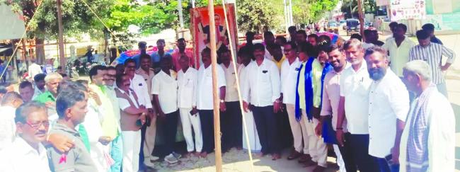  ಮೈಕ್ರೋಫೈನಾನ್ಸಗಳ ನಿಷೇದದ ಬಗ್ಗೆ ಸದನದಲ್ಲಿ ತೀರ್ಮಾನ ಕೈಗೊಳ್ಳುವಂತೆ ರೈತ ಮುಖಂಡ, ರವೀಂದ್ರಗೌಡ ಎಫ್‌. ಪಾಟೀಲ ಒತ್ತಾಯ  