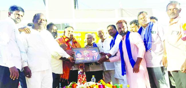 ಕಾರ್ಯಕರ್ತರು ಮುಖ್ಯವಾಹಿನಿಗೆ ಬರಲು ಕಾಂಗ್ರೇಸ ಪಕ್ಷದಿಂದ ಮಾತ್ರ ಸಾಧ್ಯ : ಸಚಿವ ತಿಮ್ಮಾಪೂರ 