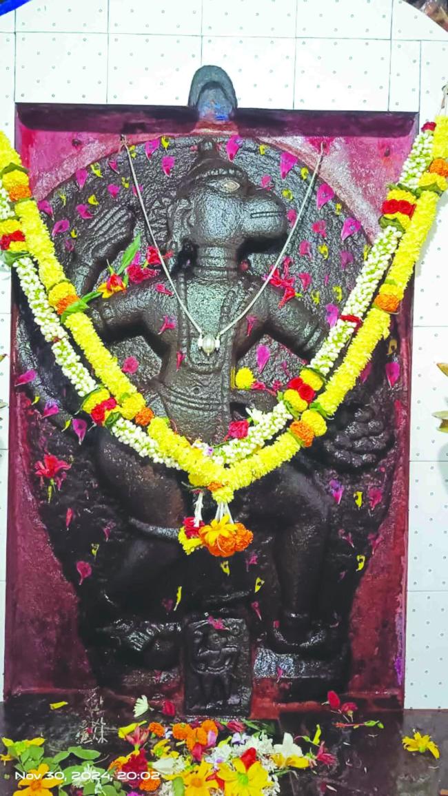 ರಾಣೇಬೆನ್ನೂರು  ಹುಲ್ಲತಿ ಗ್ರಾಮದಲ್ಲಿ ಆಂಜನೇಯ ಸ್ವಾಮಿ ಕಾರ್ತಿಕೋತ್ಸವ  