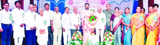   ‘ಶಿಕ್ಷಕರಿಗೆ ಬೋಧಕೇತರ ಕೆಲಸಗಳ ಹೊರೆ ಕಡಿಮೆಯಾಗಲಿ’ 