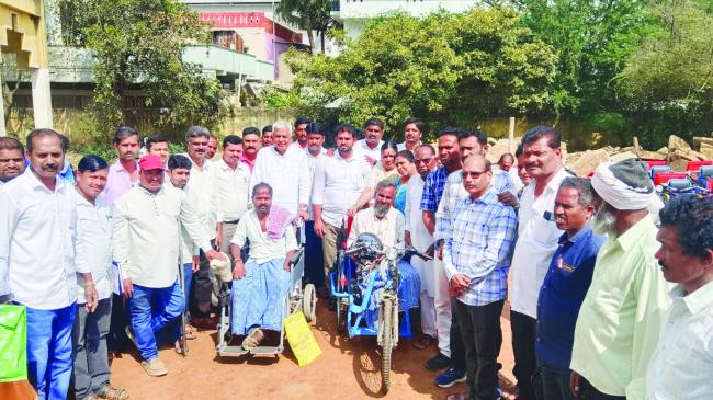 ಸರಕಾರಿ ಯೋಜನೆಗಳ ಸದುಪಯೋಗ ಪಡೆದುಕೊಂಡು ಉತ್ತಮ ಜೀವನ ನಡೆಸಬೇಕು : ಬಸವರಾಜ ಶಿವಣ್ಣನವರ 