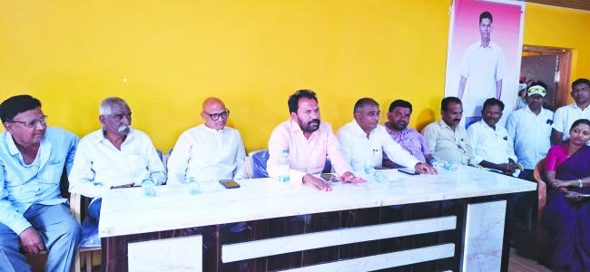 ಸತೀಶ ಅವಾರ್ಡ ಕಾರ್ಯಕ್ರಮ ಯಶಸ್ವಿಗೊಳಿಸಿ: ಮಹಾವೀರ ಮೊಹಿತೆ 