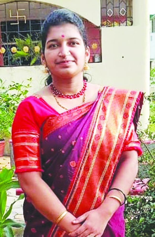 ವಿವಾಹಿತ ಮಹಿಳೆ ನೇಣಿಗೆ ಶರಣು 