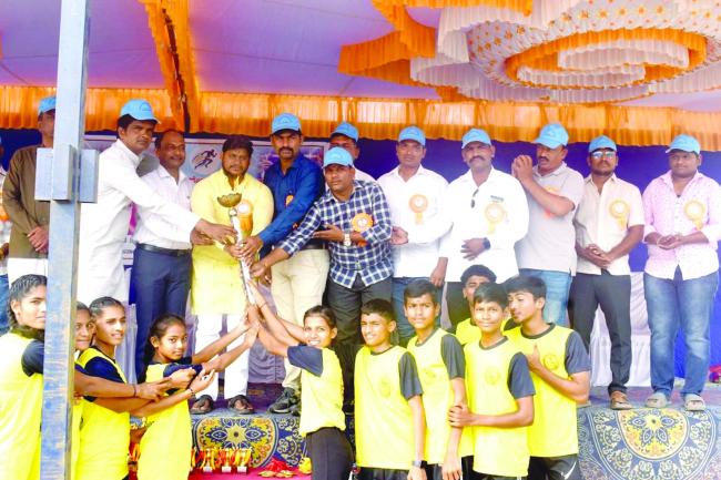 ಕ್ರೀಡಾ ಪಟುಗಳಿಗೆ ಬೆಳಕಿಗೆ ತರುವಲ್ಲಿ ನಾವೆಲ್ಲರೂ ಶ್ರಮಿಸಬೇಕು :ಗೀರಿಶ ಬಿರಾದಾರ 