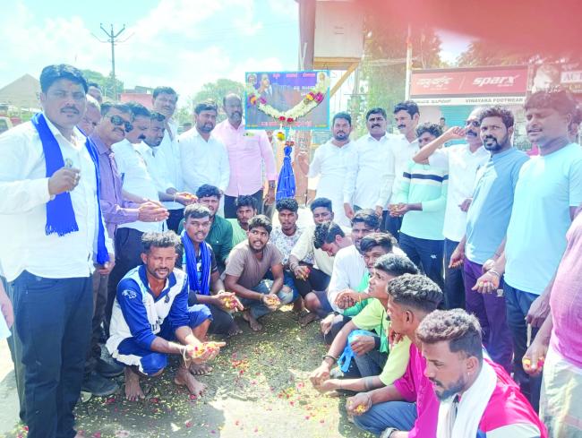 ಬಾಬಾ ಸಾಹೇಬ್ ಅಂಬೇಡ್ಕರ್ ಅವರ ಕಂಚಿನ ಪುತ್ಥಳಿ  ನಿರ್ಮಾಣಕ್ಕೆ ಮನವಿ  