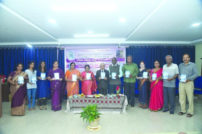 ಜಿಲ್ಲಾ ಕನ್ನಡ ಸಾಹಿತ್ಯ ಪರಿಷತ್ ಭವನದಲ್ಲಿ ಮೂರು ಕವನ ಸಂಕಲನಗಳ ಬಿಡುಗಡೆ