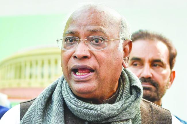 ರಾಜ್ಯಸಭಾ ಅಧ್ಯಕ್ಷರ ವರ್ತನೆಯಿಂದ ದೇಶದ ಘನತೆಗೆ ಧಕ್ಕೆ:ಖರ್ಗೆ 