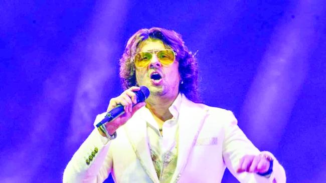 ಮುಖ್ಯಮಂತ್ರಿ, ಪ್ರತಿನಿಧಿಗಳಿಂದ ಗಾಯಕ ಸೋನು ನಿಗಮ್ ಗೆ ಅಪಮಾನ 