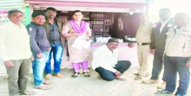 ಪೋಲಿಸರ ದಾಳಿ: ಮಹಾರಾಷ್ಟ್ರ ಮದ್ಯ ವಶ  