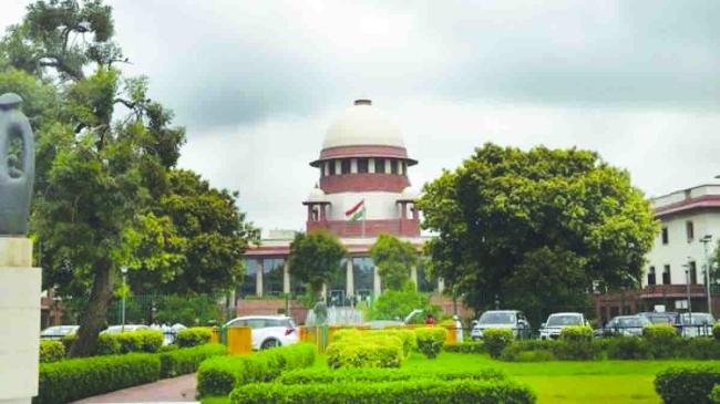 ಧಾರ್ಮಿಕ ಸ್ಥಳಗಳ ಕುರಿತ ಯಾವುದೇ ಆದೇಶ ನೀಡದಂತೆ ಕೋರ್ಟ್ಗಳಿಗೆ ‘ಸುಪ್ರೀಂ’ನಿರ್ಬಂಧ  