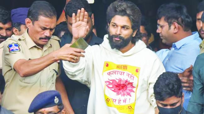 ಜೈಲಿನಿಂದ ಬಿಡುಗಡೆಗೊಂಡ ನಟ ಅಲ್ಲು ಅರ್ಜುನ್‌ 