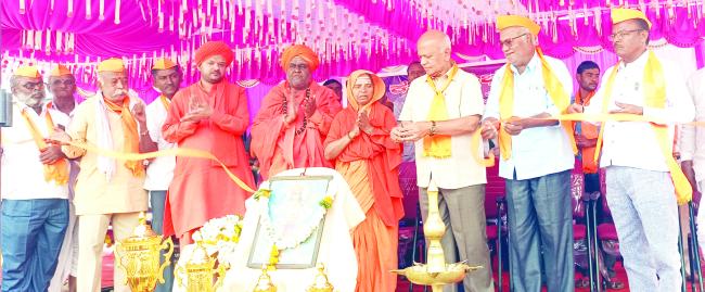 ದುಶ್ಚಟಗಳಿಗೆ ಬಲಿಯಾಗದೆ ಆರೋಗ್ಯಕರ ದೇಹ ಸಂಪಾದಿಸಿ: ಎಸ್‌.ಆರ್‌.ಪಾಟೀಲ 