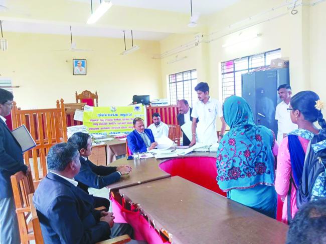 ಲೋಕ ಅಧಾಲತನಲ್ಲಿ ಹೆಚ್ಚು ಪ್ರಕರಣ ಇತ್ಯರ್ಥ 