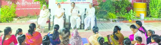 ಧ್ಯಾನದಿಂದ ಮನಸ್ಸಿನ ನಿಯಂತ್ರಣ ಸಾಧ್ಯ: ಹಿರೇಮಠ  